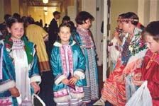 На  ІV всемирном конгрессе финно-угорских народов в Таллинне, 2004. Фото Эха Вилуоя.