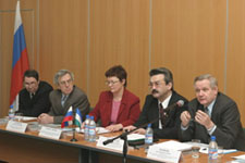 Во время заседания Консультативного комитета финно-угорских народов в Уфе, 2005 г.